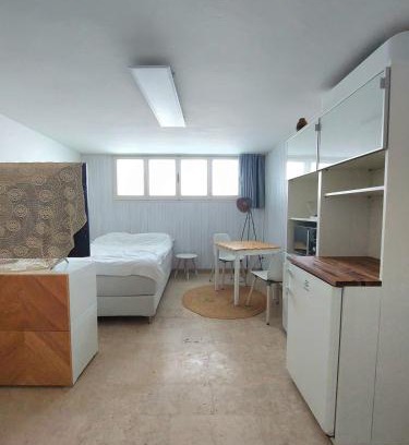 Lido di Camaiore Apartment | Petit Biscuit - Wi-Fi - Kitchen - AC - Parking