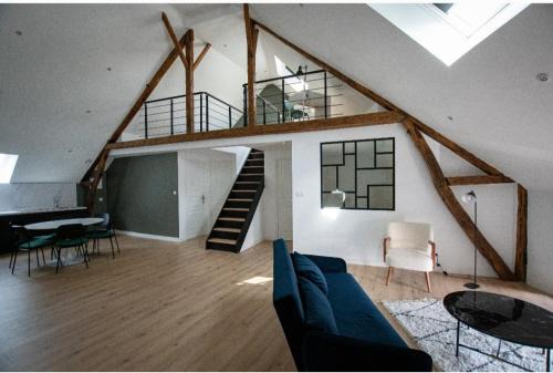 Solre-le-Chateau Apartment | Petit Nid Douillet