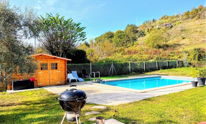 Lescure-dAlbigeois Villa | Petit Paradis Lescurien | Swimming pool | Air conditioning | Gym | Comfort