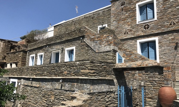 Ormos Korthiou Apartment | Petra Traditional House 1