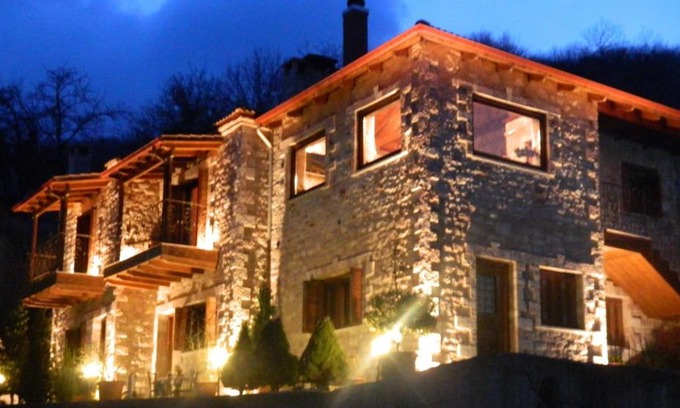 Karpenisi Apartment | Petrino Rodo