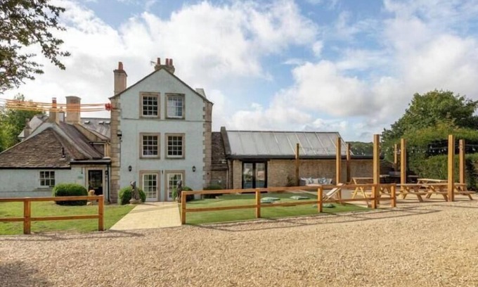 Petty France House | Petty France Estate by Birch Stays (New Home)