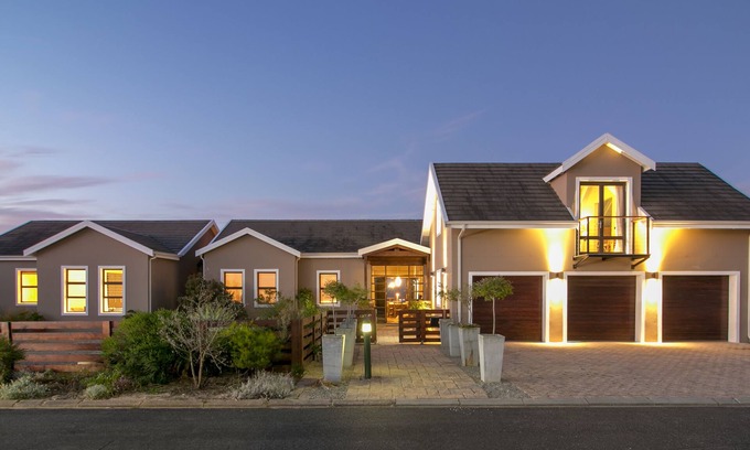 Knysna House | Pezula Lodge - Golf and family