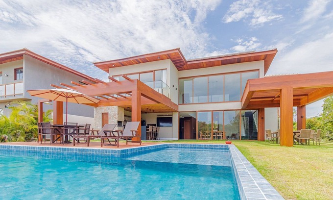 Itacimirim House | PF47 High Standard House 5 Suites - Praia do Forte