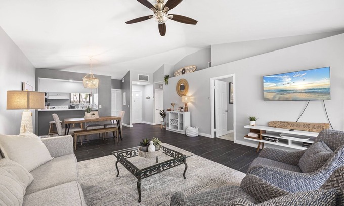 Palm Beach Gardens House | PGA National Resort and Spa Two Bedroom Cottage