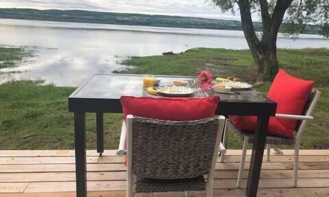 Ste Anne de Beaupre House | Phénicia House | Waterfront view