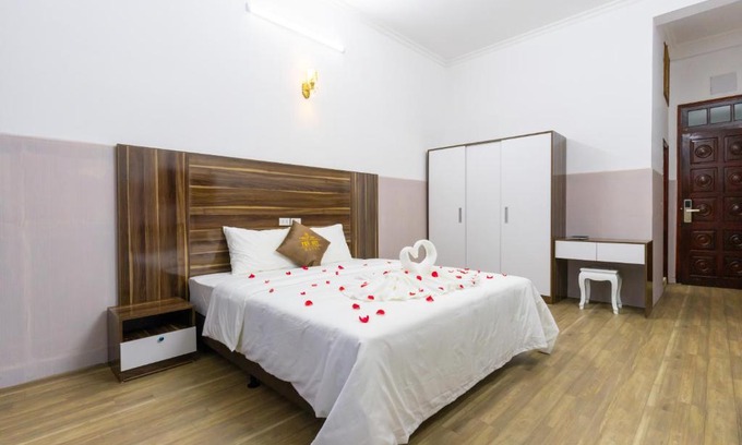 Lang Son Bed & Breakfast | PHÚ QUÝ HOTEL near ĐÔNG KINH MARKET