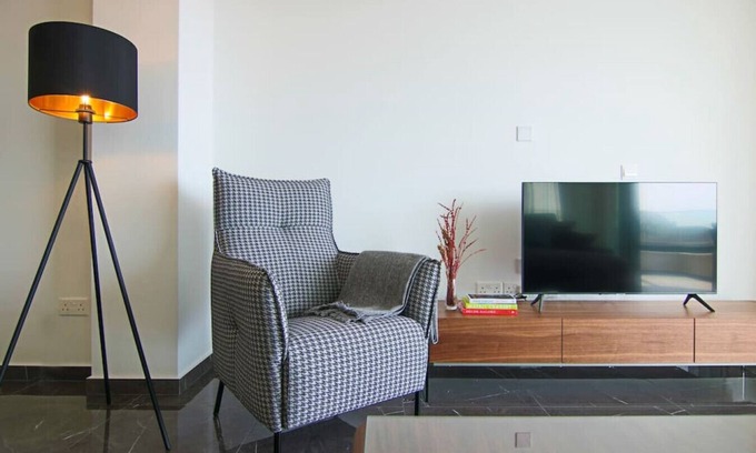 Agios Athanasios Apartment | Phaedrus Living: Sea View Anna Residence 202