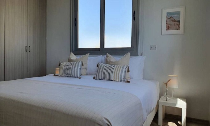 Larnaca Apartment | Phaedrus Living: City Center Cozy Flat Demetra 102