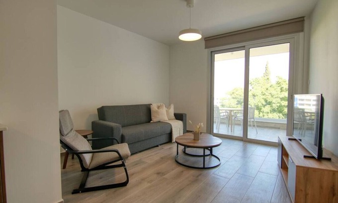 Larnaca Apartment | Phaedrus Living: Coral Suites Seabreeze