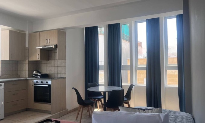 Trypiotis Apartment | Phaedrus Living: Hoopoe Residencies 207
