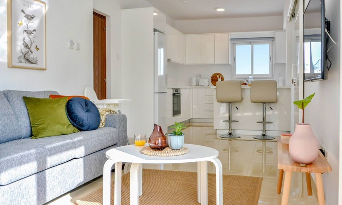 Paphos Apartment | Phaedrus Living: Seaside Luxury Flat Lighthouse 67