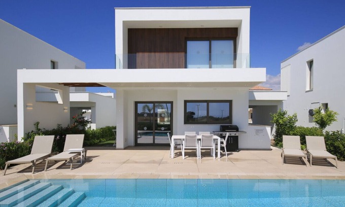 Softades Villa | Phaedrus Living: Serenity Waves Villas No.20