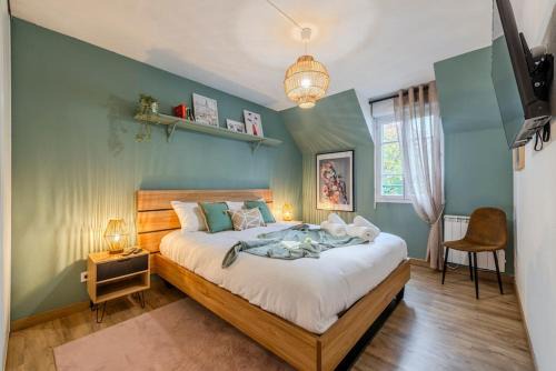 Magny-le-Hongre House | Phantasia by Kleidos, 10 min de Disney! Jolie Maison Familiale 6P, 2 chambres, Terrasse, Parking