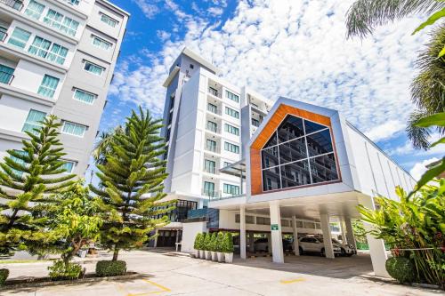 Noen Phra Hotel | Phavina Hotel Rayong SHA Extra Plus