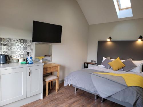 Frampton House | Pheasant Bedroom