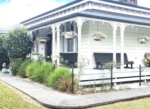 Paparoa Bed & Breakfast | Pheasant Lodge