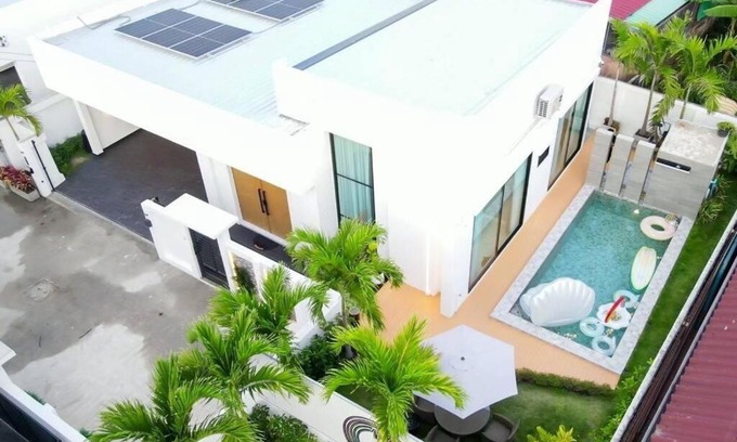 Nong Prue Villa | Phirom pool villa pattaya
