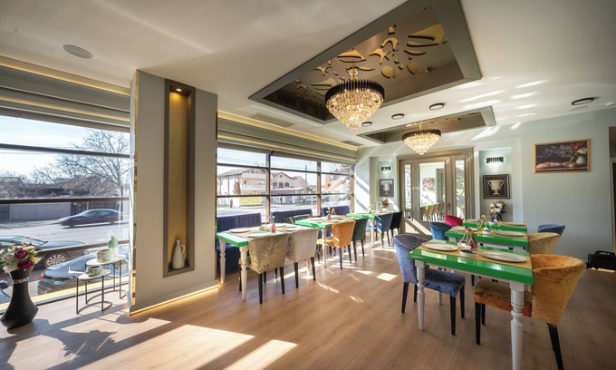 Sector 1 Hotel | Phoenicia Comfort Hotel