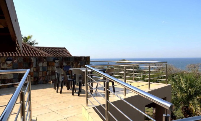 Ramsgate South Ski Chalet | Phoenix Lodge - Ramsgate KwaZulu Natal