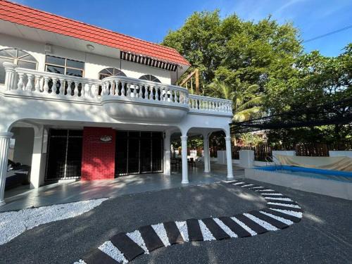 Taman Lumba Kuda House | Piano homestay