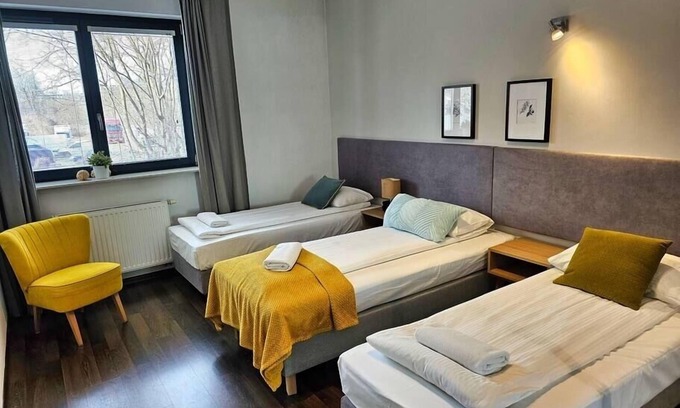 Powazki Apartment | Piaskowa 6, Arkadia, perfect for family and company
