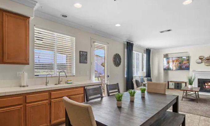 Beaumont Apartment | Picard Place
