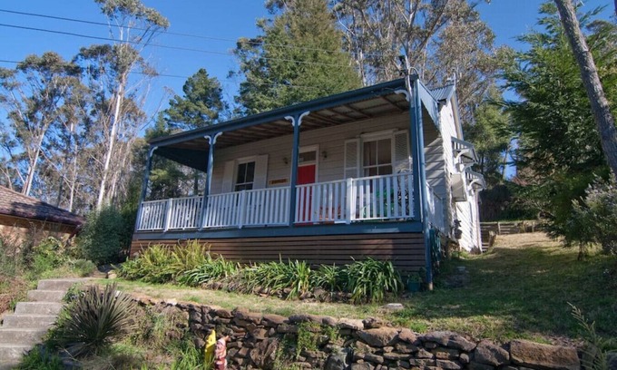Leura House | Piccolo - Eclectic Mts Cottage