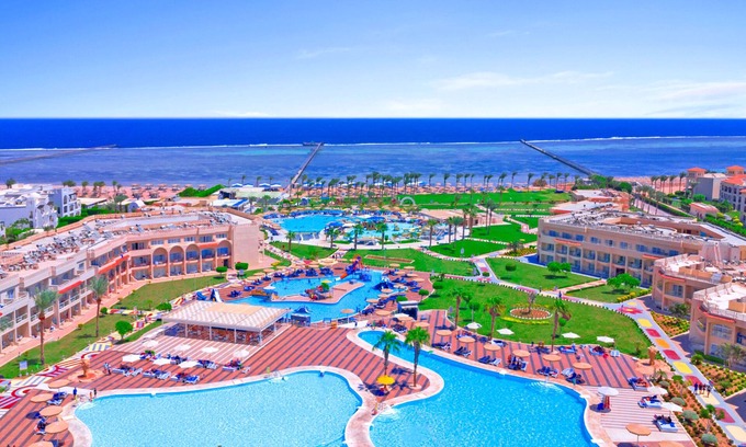 Sharm El Sheikh Resort | Pickalbatros Royal Moderna Sharm & Aqua Park