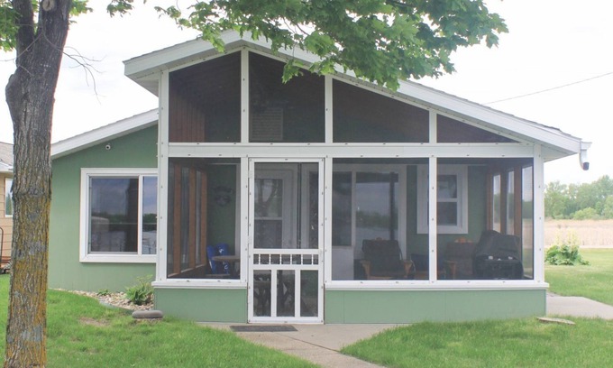 Richville Cabin | Pickerel Lake Cabin on the North Shore