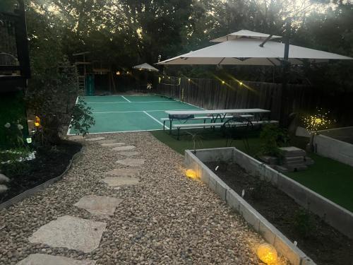 University Hills House | Pickleball and Hot Tub Retreat
