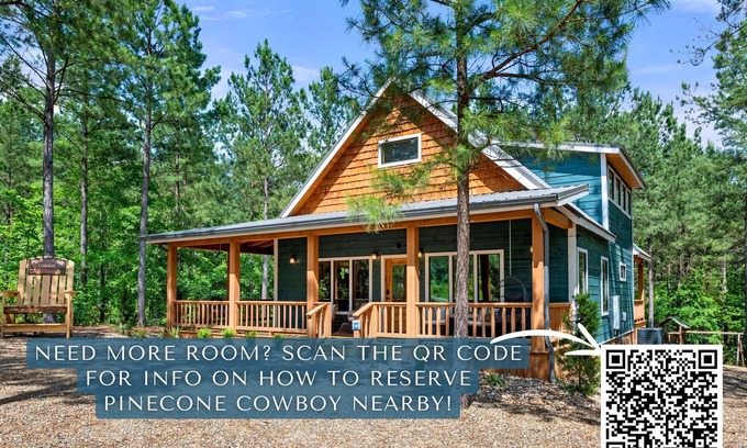Broken Bow Cabin | Pickleball | Pet Friendly | Heated & Chilled Pools