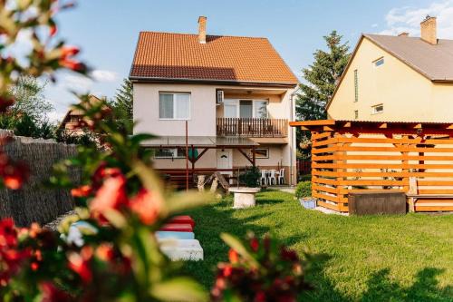 Bogacs House | PICNIC Vendégház