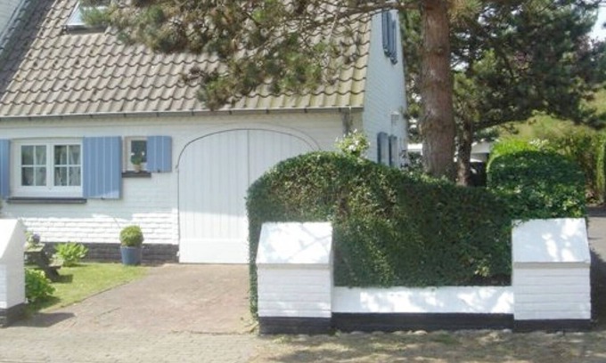 Nieuwmunster Villa | Picturesque cozy villa for 4 - 6 people. Very quiet and authentic.