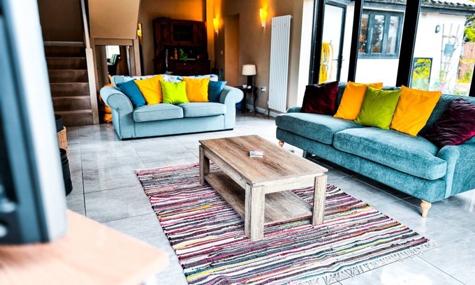 Hethel House | Picturesque Farm House in Rural Norfolk