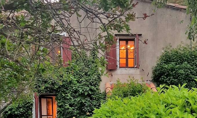 Cabrerolles House | Picturesque house in an idyllic wine-growing village