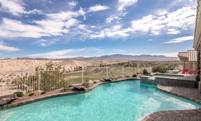 Desert Hills House | Picturesque Oasis on the Iron Wolf Lodge Golf Course