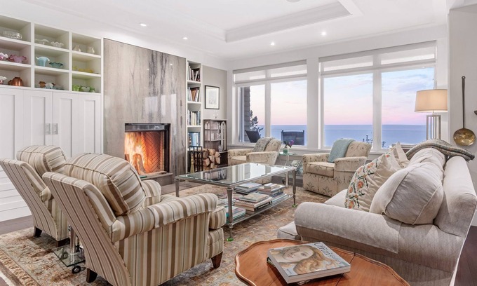 Cordova Bay House | *Picturesque Sandy Beachfront Oasis* Victoria B.C.