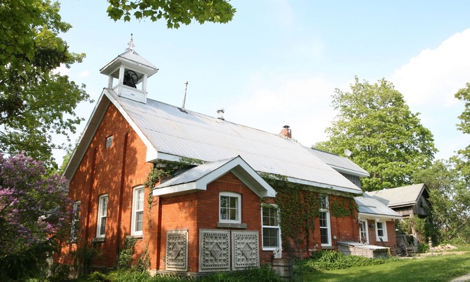 Meaford Cottage | Picturesque School House Retreat