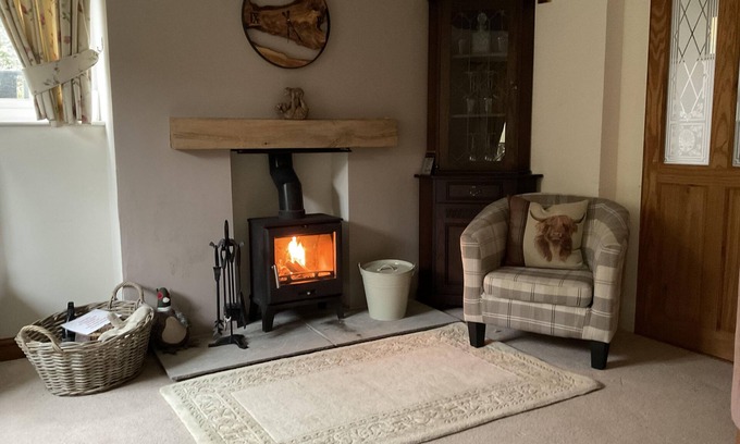Ampleforth Cottage | Picturesque Stone Cottage in heart of North Yorkshire Village - Dog Friendly