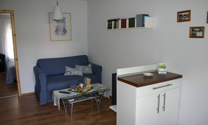 Pettstadt Apartment | Pilgrim hostel and apartment on Old Farm in Weißenfels OT Pettstädt