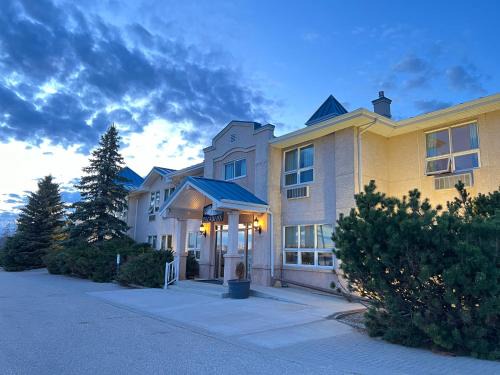 Caronport Hotel | Pilgrim Inn