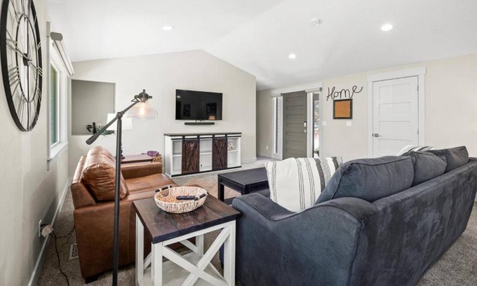 Eagle House | Pimlico Pastures