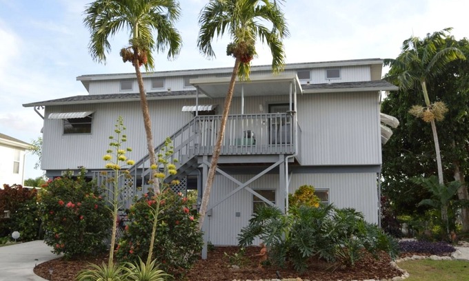Pine Island Center House | Pine Island Bokeelia, Twin Palms a 2 Bedroom, 2 Bath Home on Canal