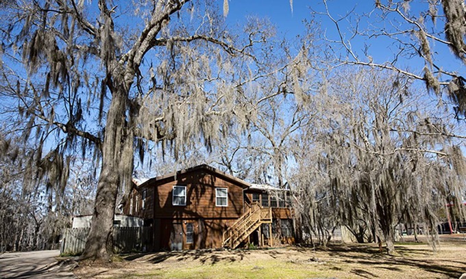 Karnack House | Pine Island Paradise on Caddo with Generator