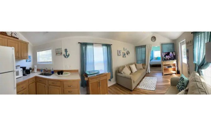 Pine Island Center House | Pine Island Pearl, private home on spacious lot