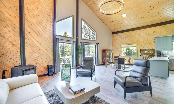 Pine Mountain Club Cabin | Pine Mountain Club Cabin w/A/C & EV Charger
