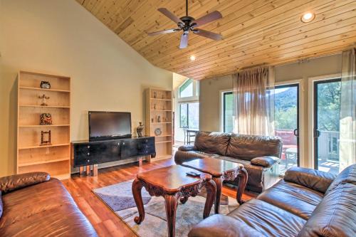 Frazier Park House | Pine Mountain Club Home with Beautiful View!