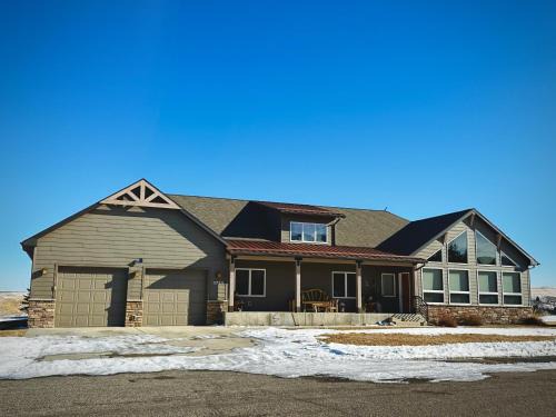 Red Lodge House | Pine Ridge Paradise