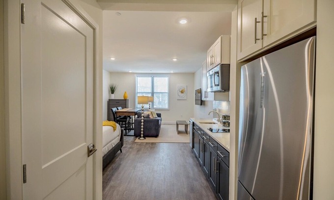 Spruce Hill Apartment | Pine Suite - 309 in Philadelphia